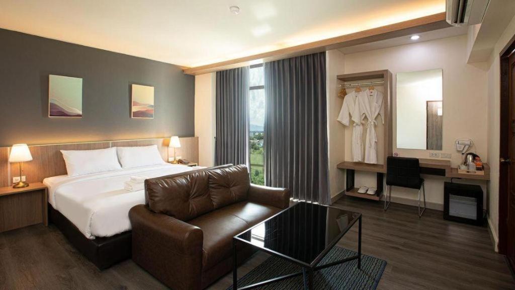 B2 Mae Sot Boutique & Budget Hotel Zewnętrze zdjęcie