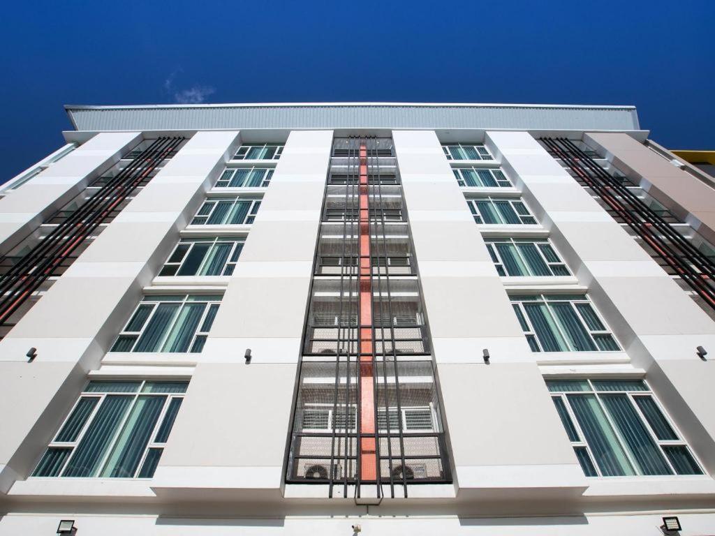 B2 Mae Sot Boutique & Budget Hotel Zewnętrze zdjęcie